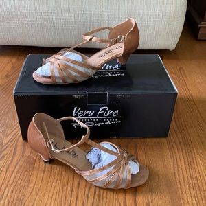Very Fine West Coast Salsa Ballroom Dance Shoes